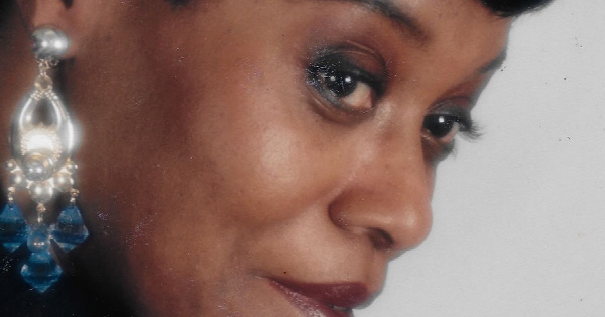 Portrait of Linda Brown Godette