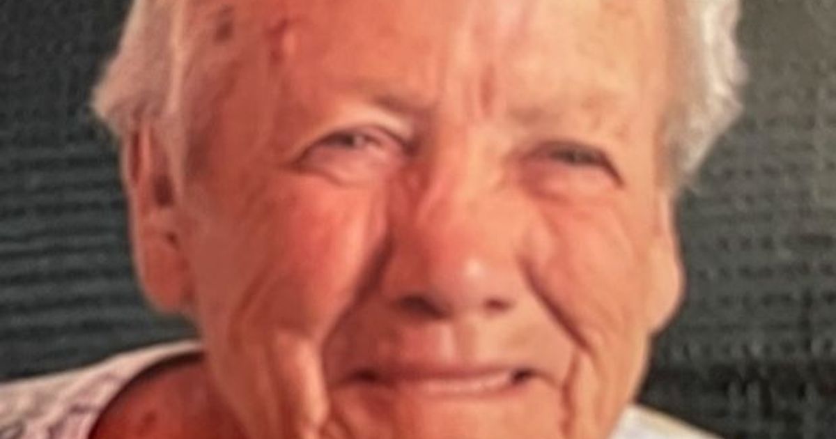 Mrs. Linda Darnell Amos