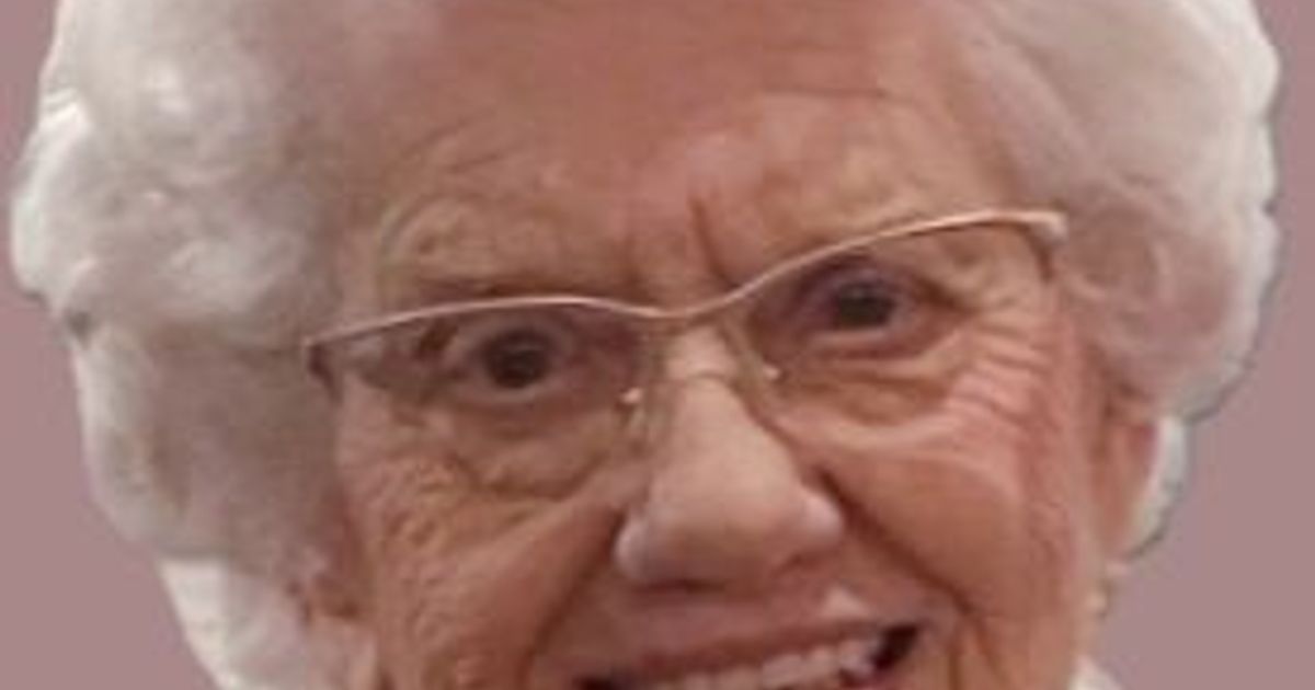 Helen June Looser Adams