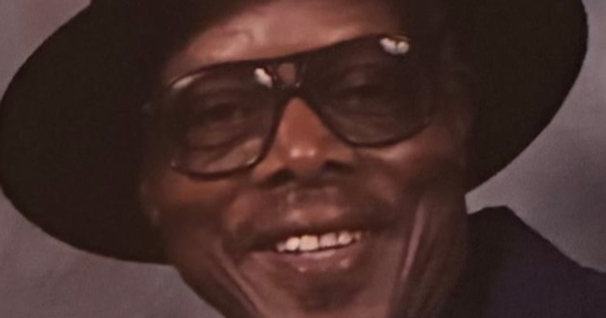 Sr. Mr James Brookins