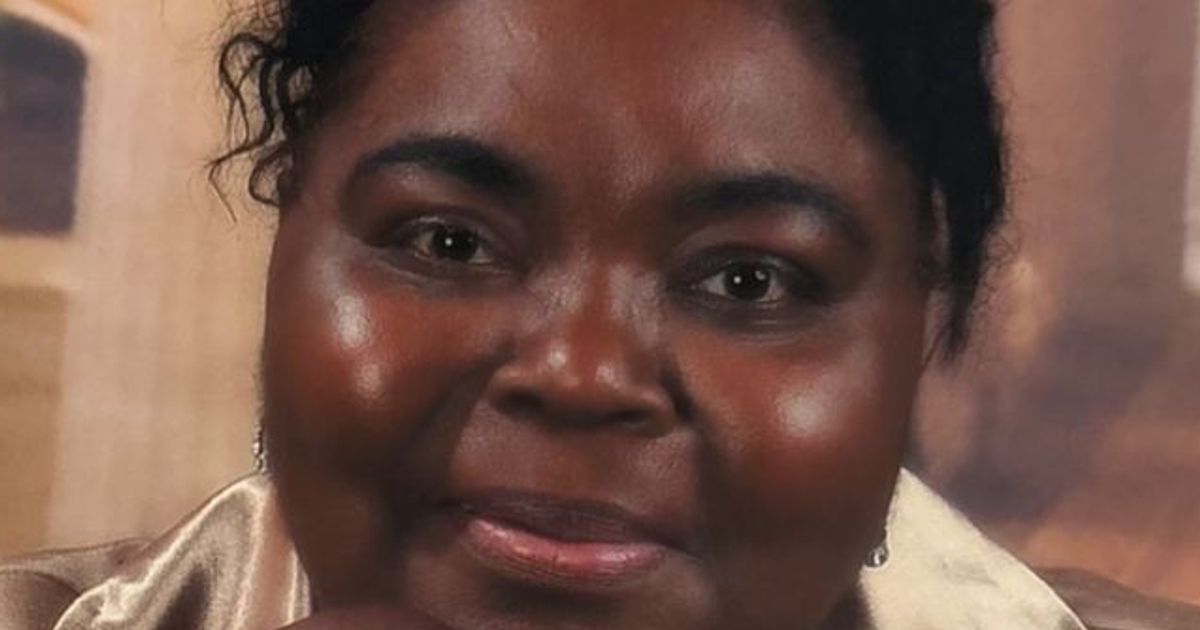 Mrs Mildred S Holden