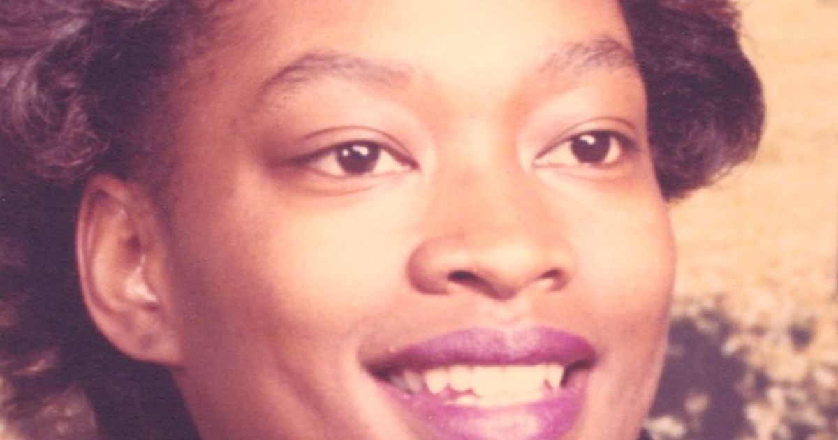 Mrs. Pamela Cleavette Barkley Mills