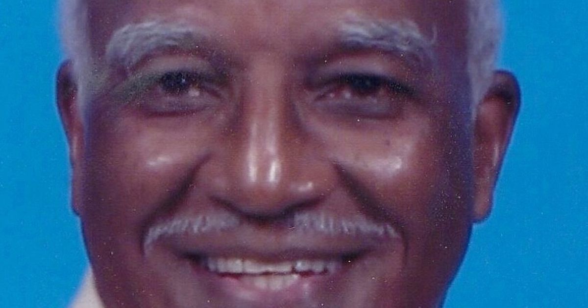 Sr. Robert Lee Newsome