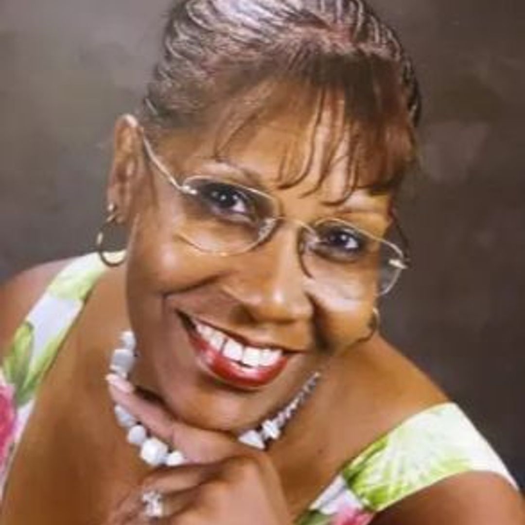 Mrs. Vivian Marie Sabb Obituary in Orangeburg at Simmons Funeral Home(01)