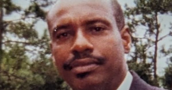 Daniel Mathis Obituary in Sarasota at Jones Funeral Home | Obit