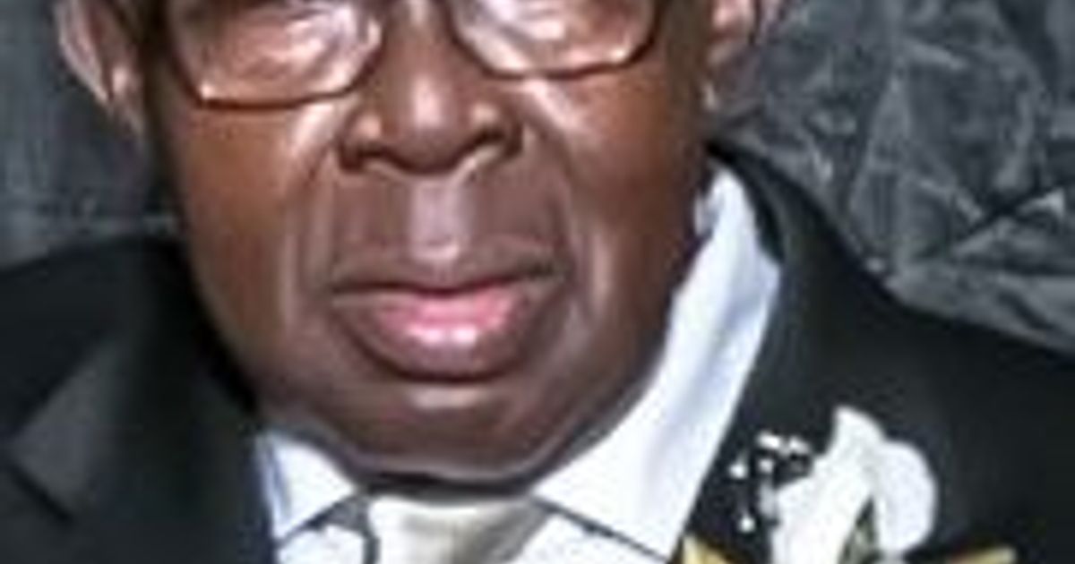 Sr. Mr. Douglas Gillespie