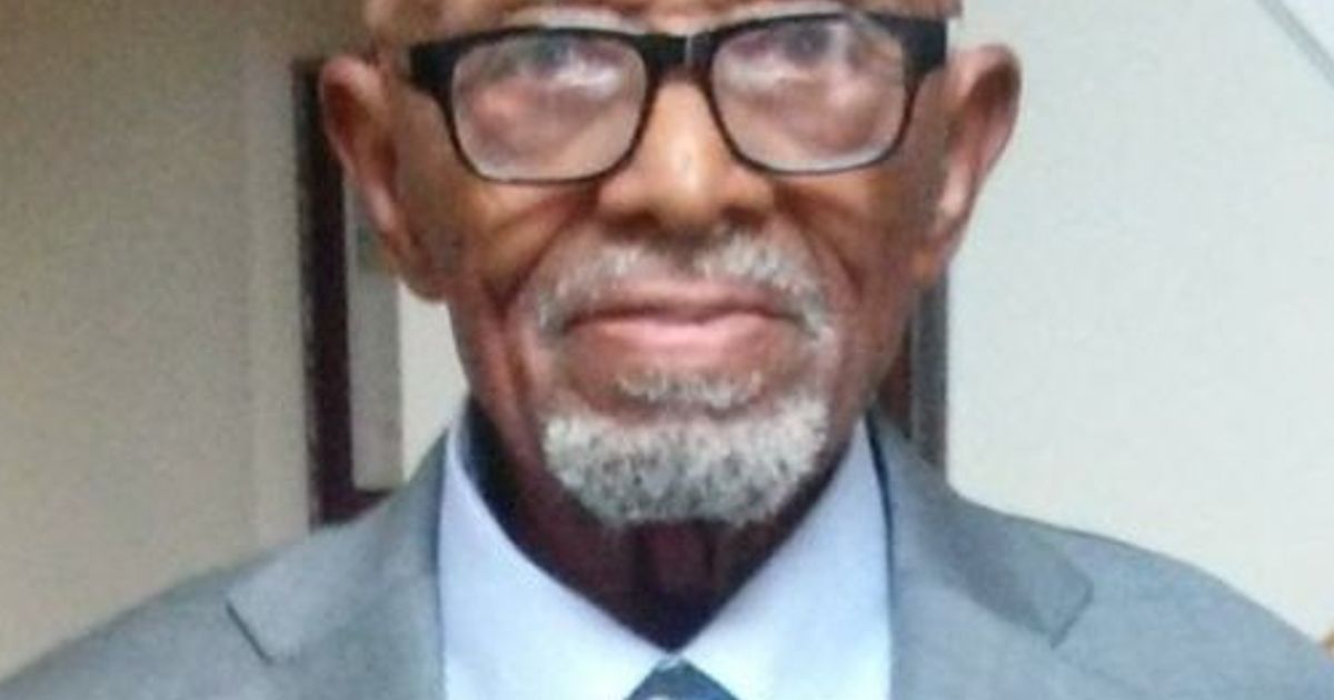 Mr. Ralph Edward Williamson