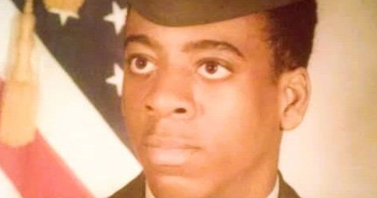 Charles Lamont Mccullough Sr.