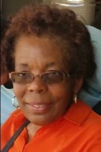 Jeanette E Selma