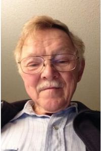Robert  Dixon