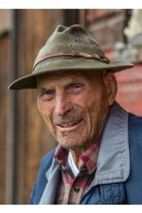Ralph (Pete)  Walker