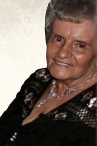 Mona  Velve