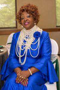 Betty  Webb