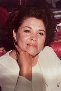 Gloria J. Contreras