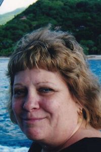 Laura  Kooy