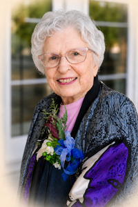 Lillian Betty Giovacchini Dawson