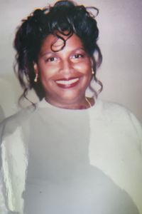 Jacqueline  Lockett