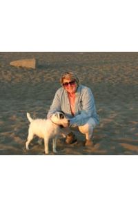 Deanna  Naylor