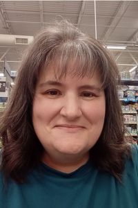 Shelley  Thompson