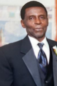 Adolphe  Lindor