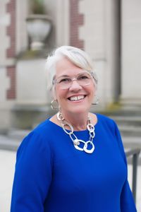 Laura J. Cahill