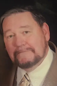 Phillip Wayne Woods