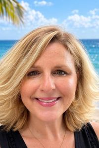 Julie Metz Arnold