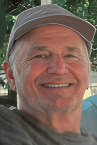 Carl Raymond 