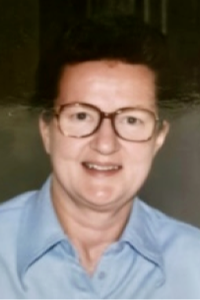 Joyce Lee Huber