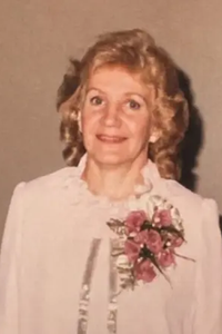 Janet  Braun