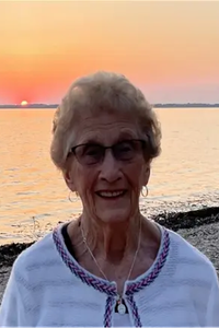 Gwendell Lou Rust Taylor