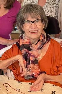Sallye Earles Van Dyne