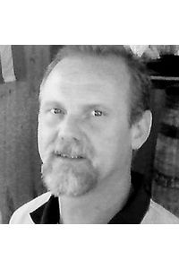 Matthew J Pfohl