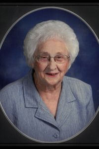 Lorraine  Button