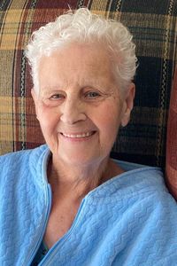 Irene Frances Earle (Ollerhead)