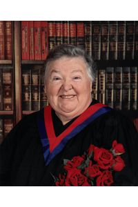 Patricia  Mallais (née Reynolds)