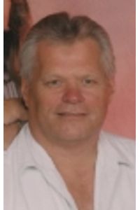 Douglas Daniel  Holm