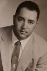 Mr. Robert  Toles