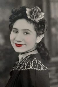 EMELIA M TAPIA
