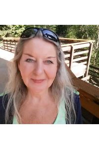 Suzanne Marie Thill