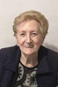 Anna  Pellizzaro