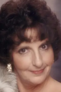 Carolyn S Kilcoyne