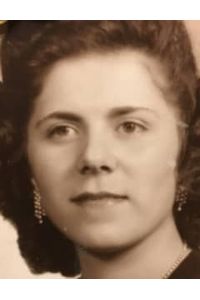 Katherine Iwanonkiw  