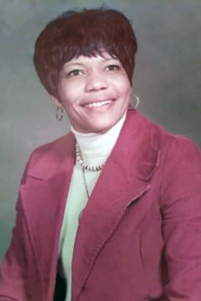 Portrait of Edna Iola Boston