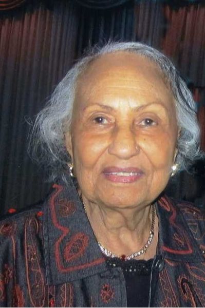 Portrait of Dorothy Roberts Welburn