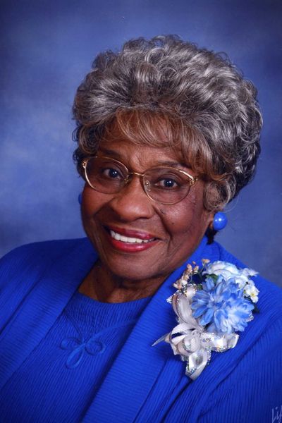 Portrait of Lois V Haskett-Williams
